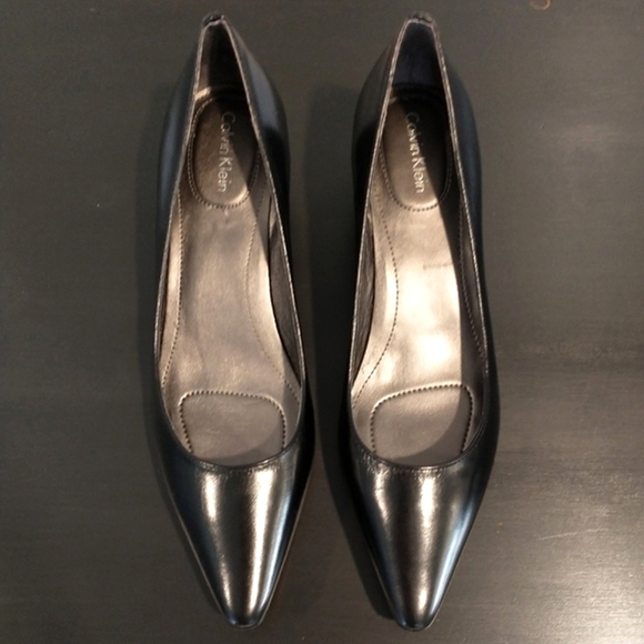 Black Heels - Calvin Klein Diema, Sizes 6.5 - NWOB - Picture 10 of 10